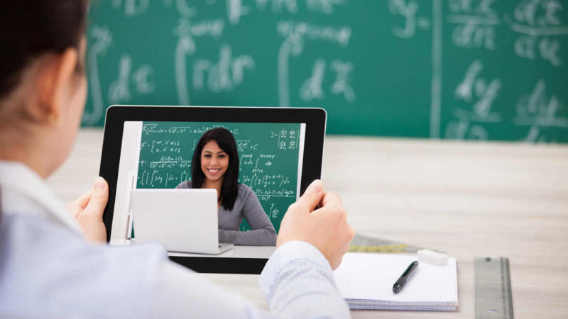 7 webs para estudiar gratis y ser profesional portada